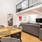 K35 Kertesz Apartment *