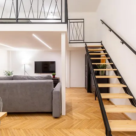 K35 Kertesz * Boedapest